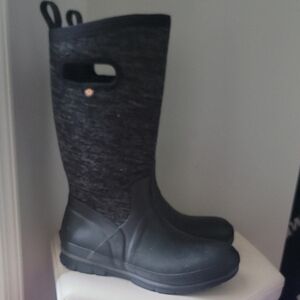 Bogs WOMEN WINTER TALL BOOTS SIZE 9